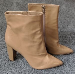 Jessica Simpson Temmey Faux Patent Leather Ankle Boots (Tan) 12 US / 43 EU